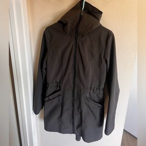 Soft shell rain coat with removable inner hood